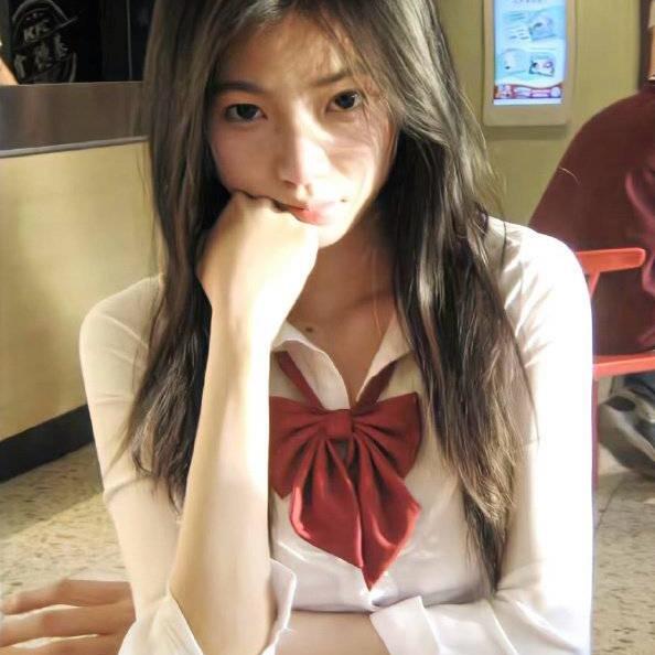 玮.