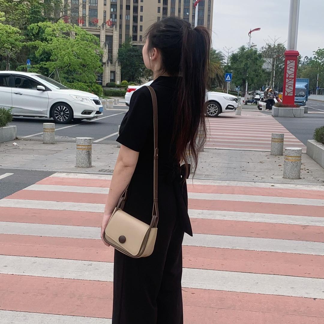 90后的小夫妻