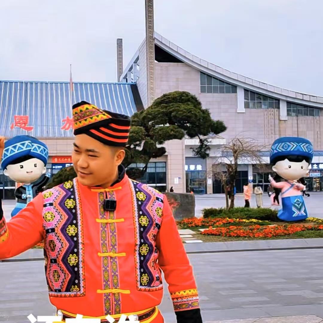 紫路旅游·小炜哥