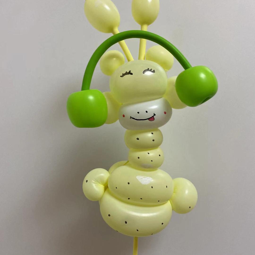 爱汽球的甜果果