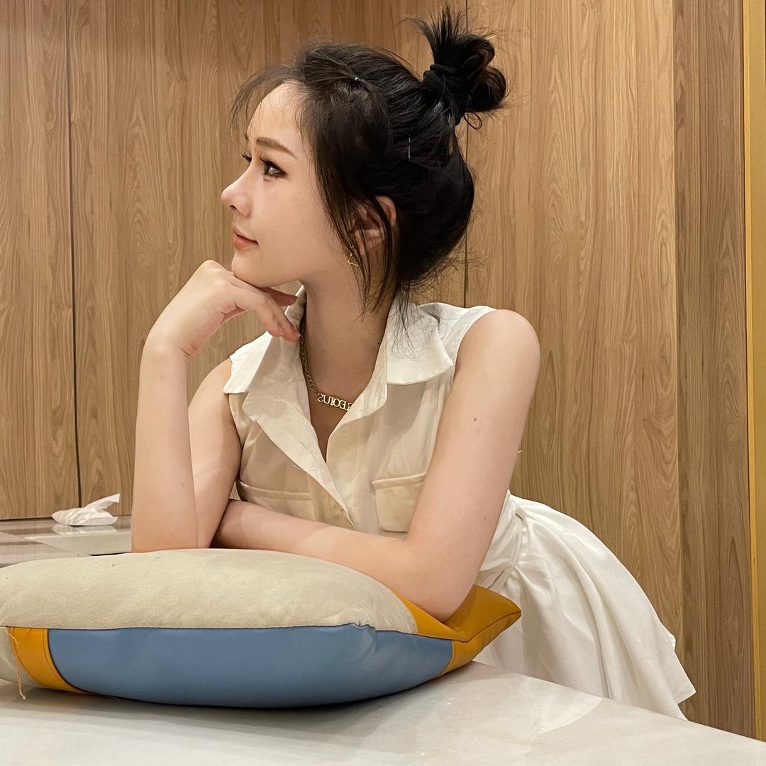 漂亮女孩