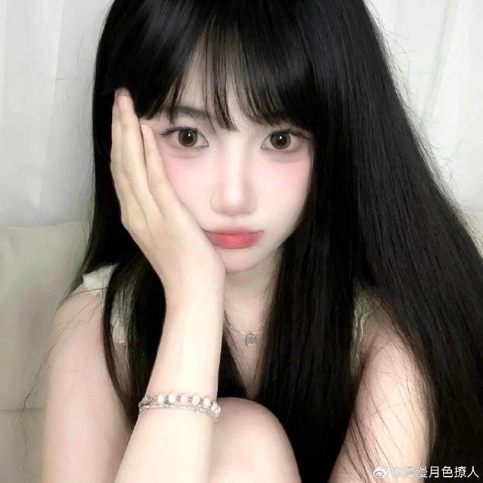盈盈