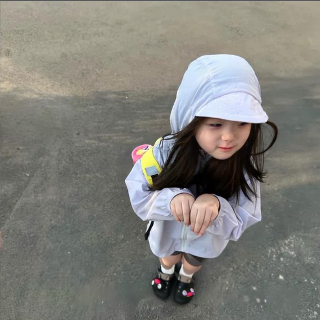 天真、泪