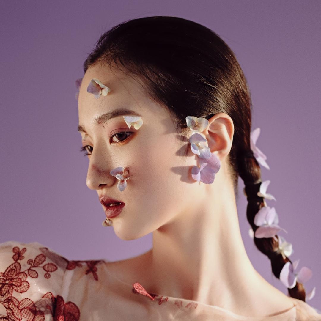 化妆造型师Lily