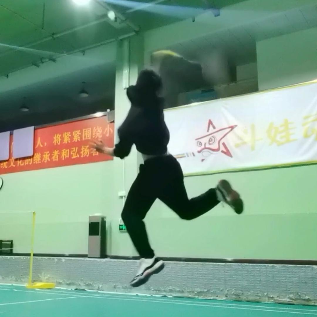 杀球打队友
