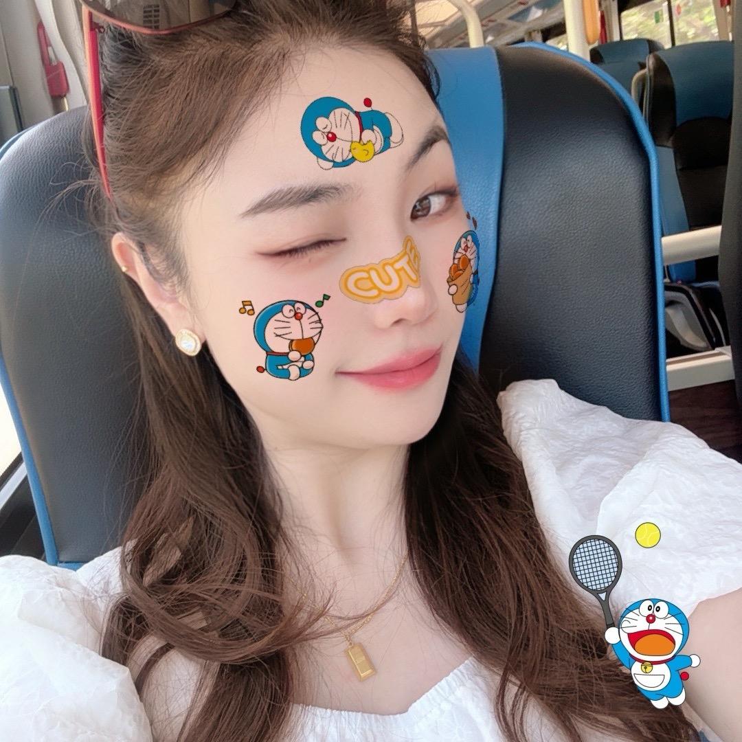 威信卖美的电器和🈸旺卫浴的小姐姐