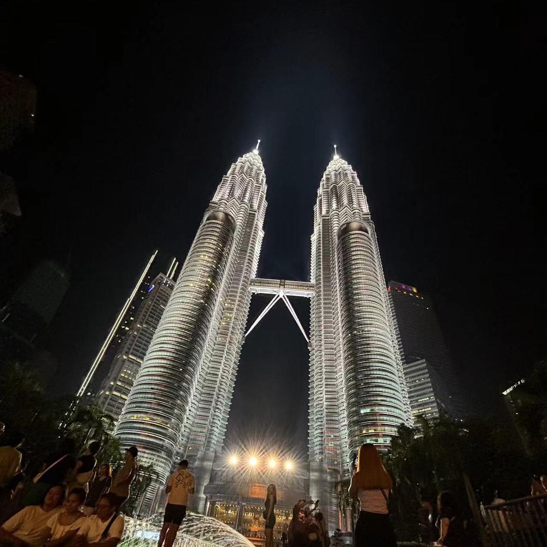 霍尔果斯哲恩国际贸易有限公司