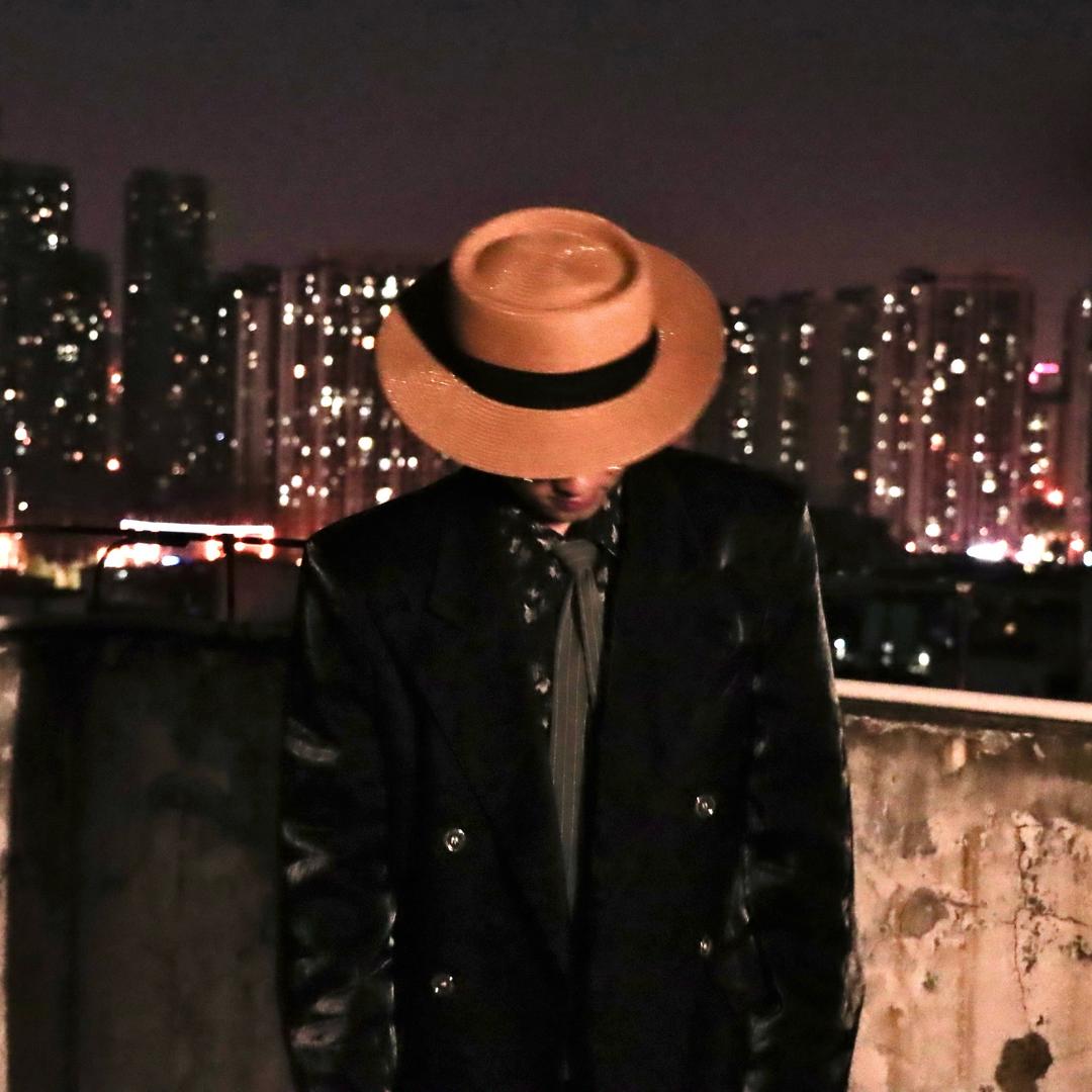 一个洗脸的艺术家