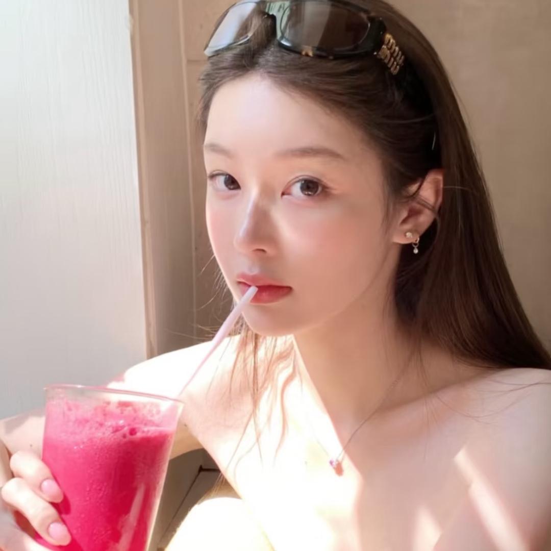 好来玉小姐