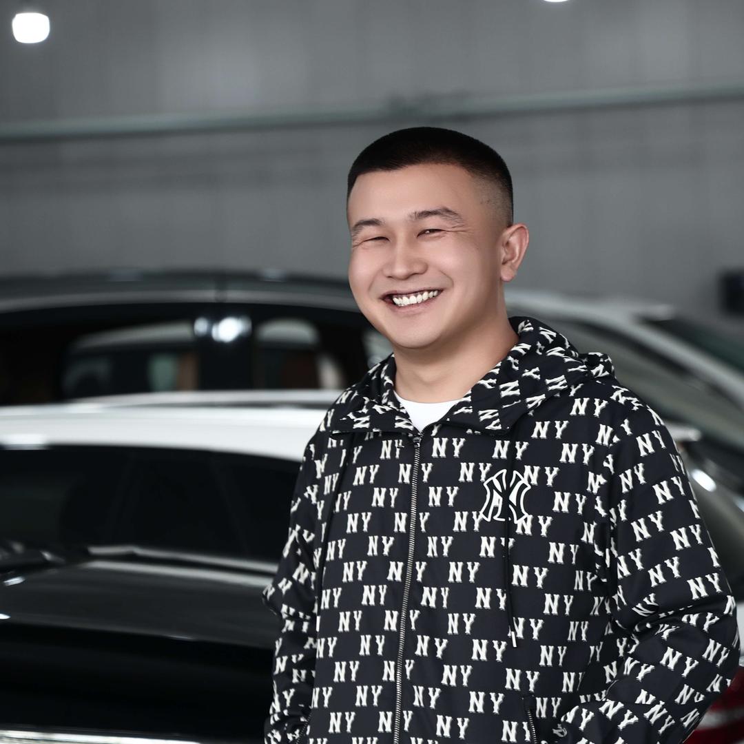 胜胜呼市二手车批发基地