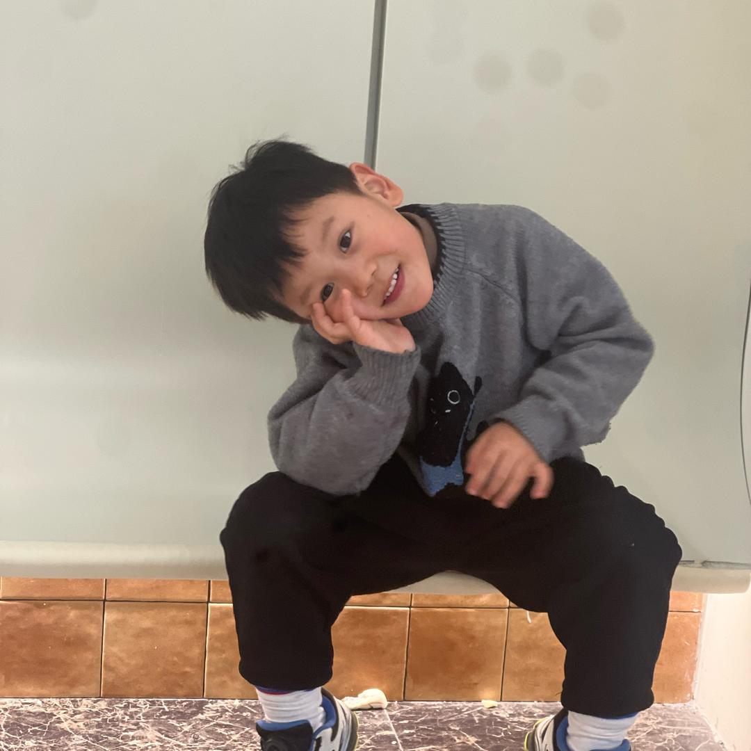 🌻向阳而开🌻
