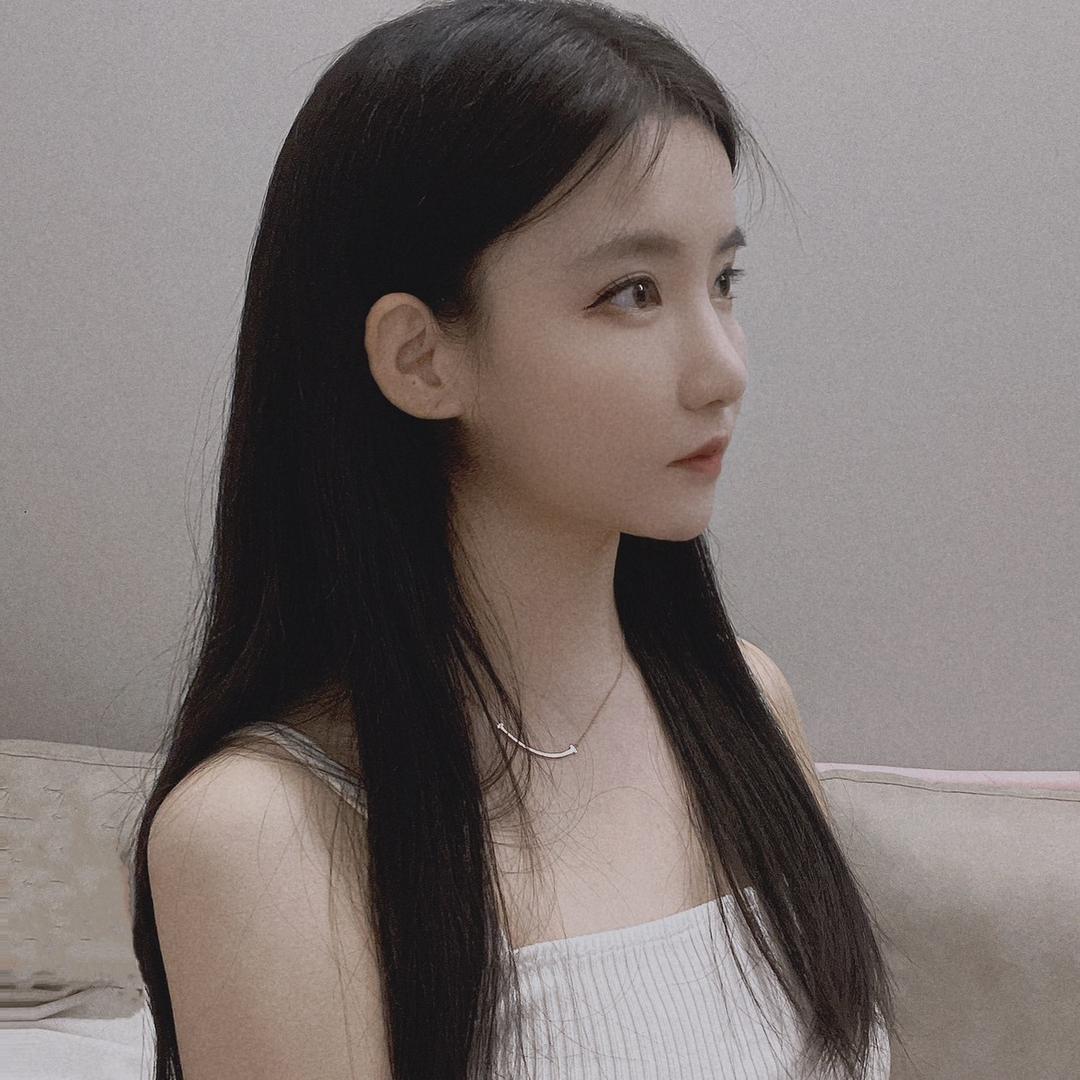 姐姐在熬鹰