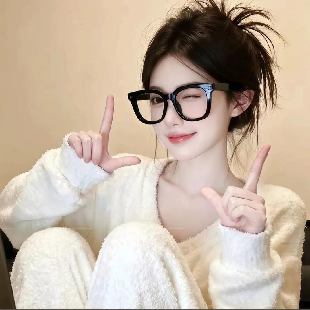 圆大脸.