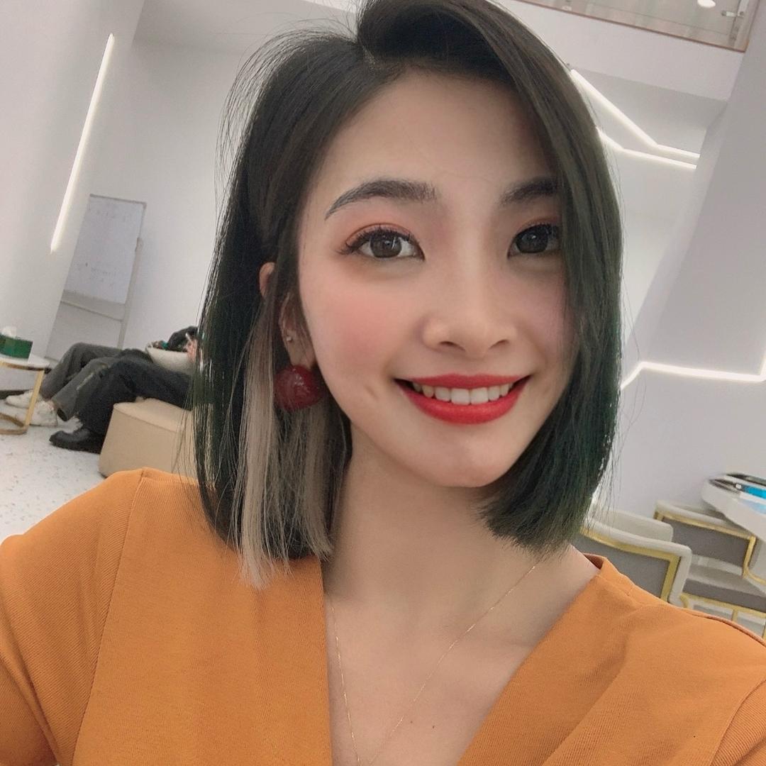 小飞鸿·holly