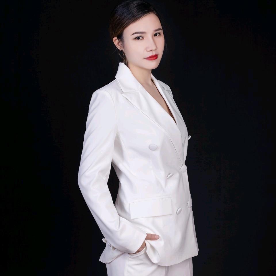 大岭山爱捏脸的慧慧