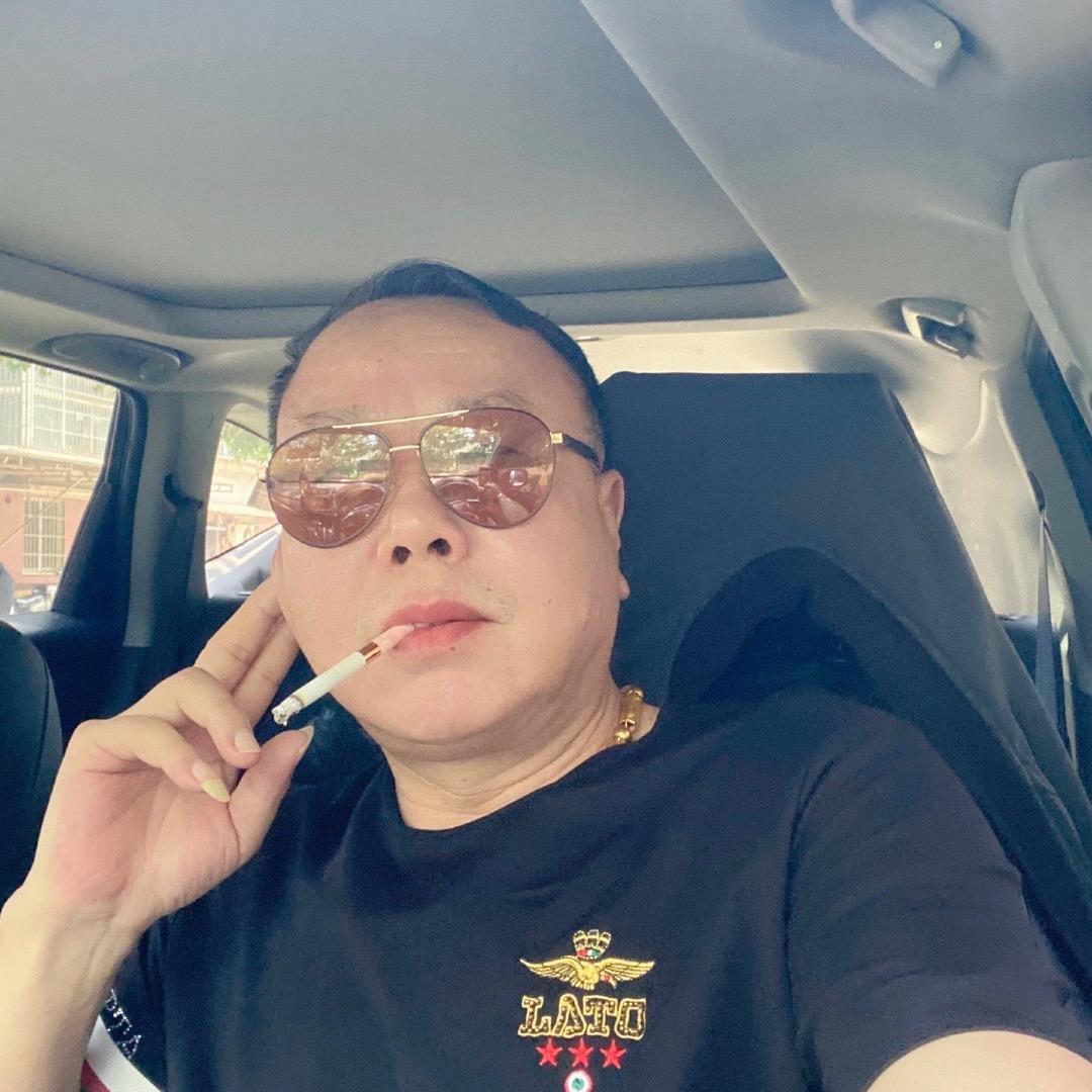 本厂专业生产各种抽芯铝铆钉。不绣钢铆钉。