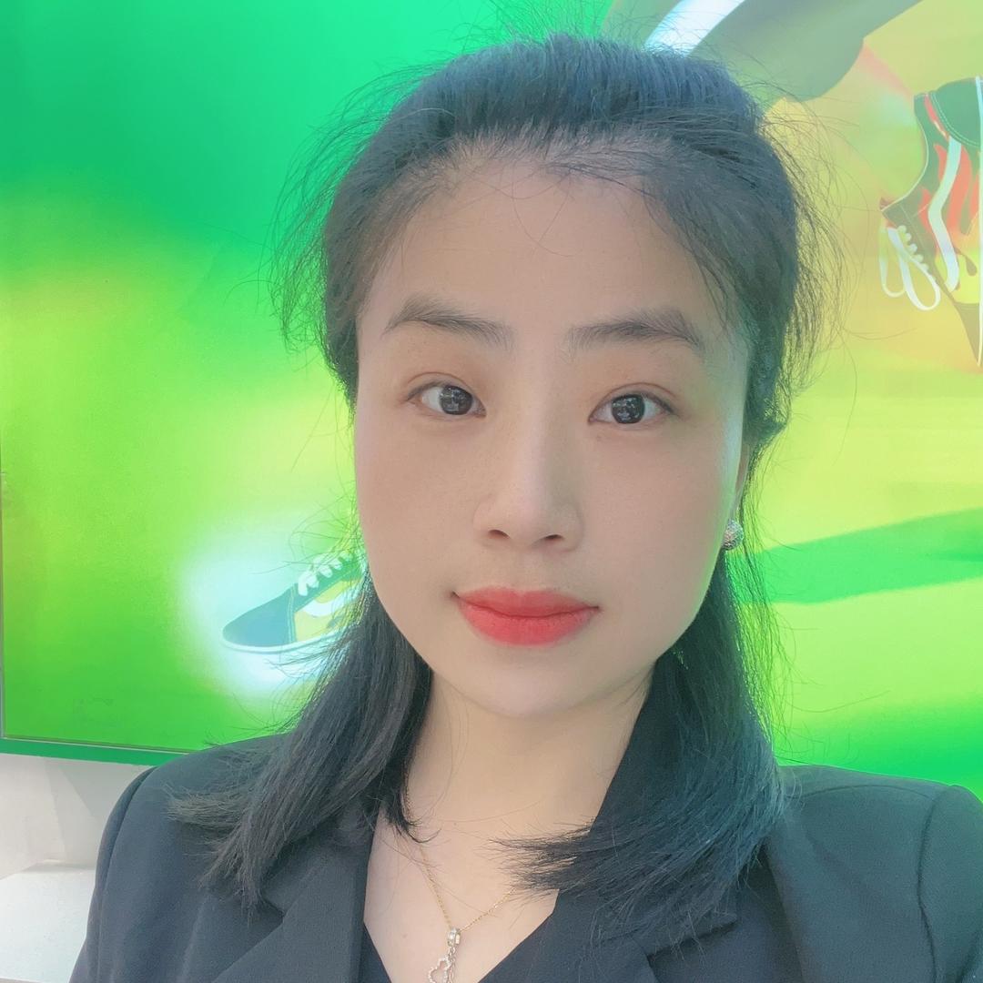 夲茉莉主理人 兰兰