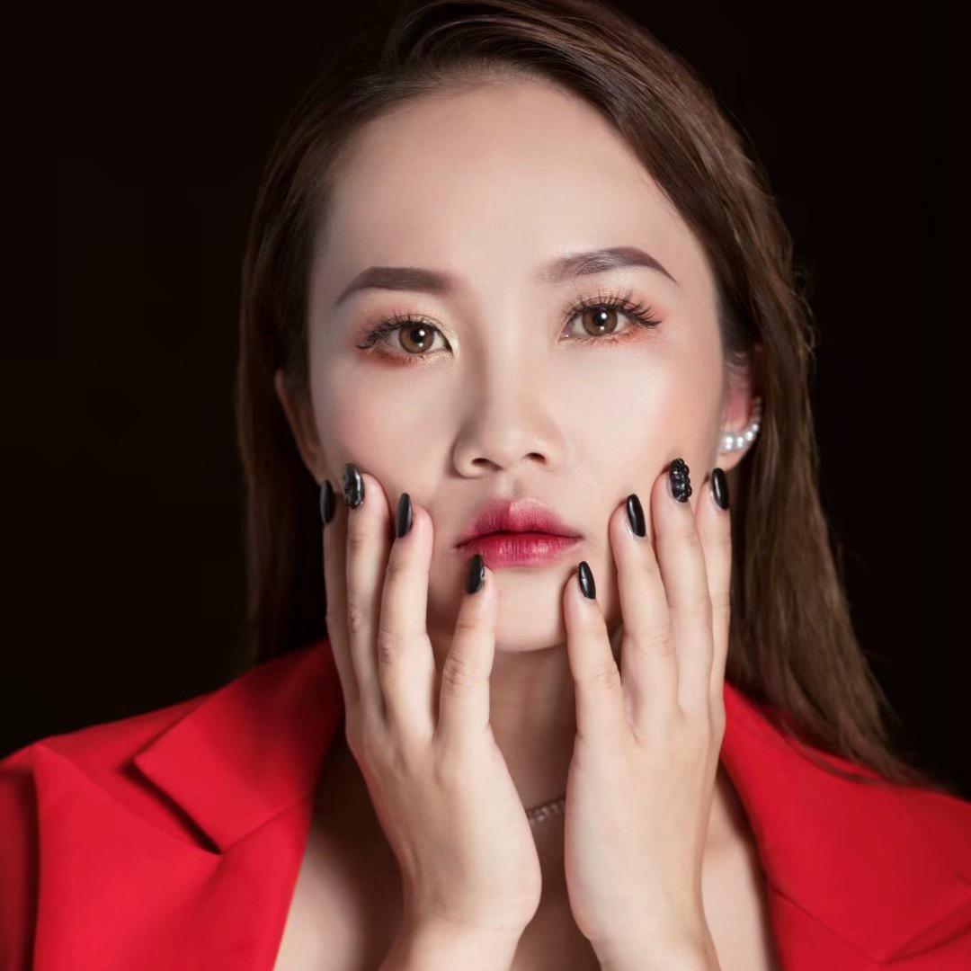 @Miss.邓