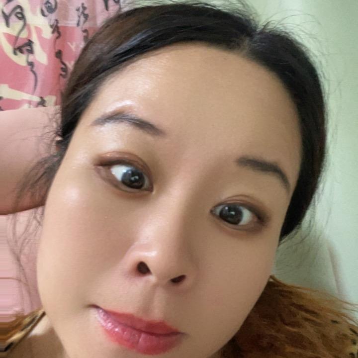 朱朱白白