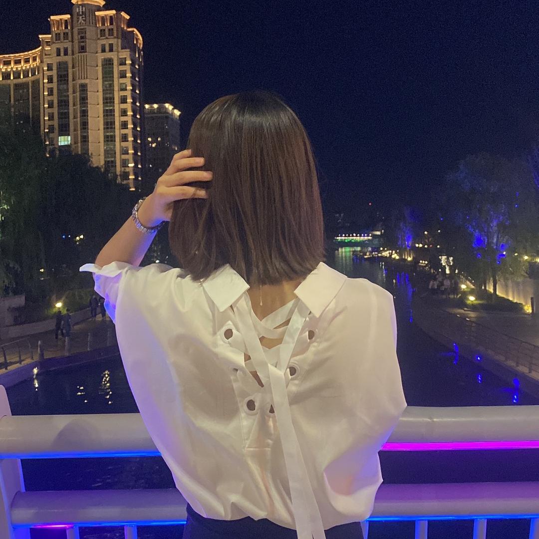 J老师的演讲课堂