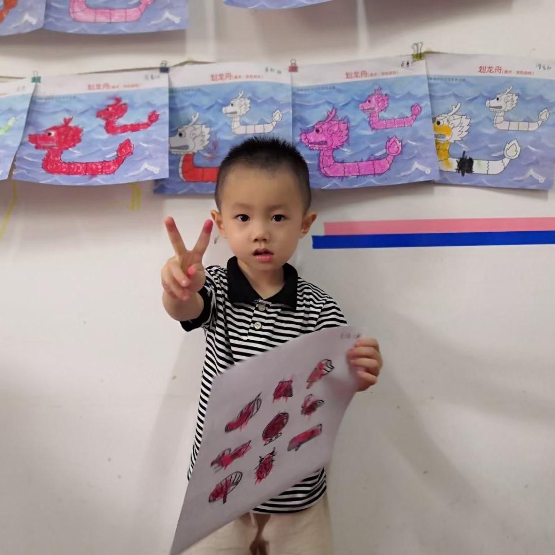 广西东兴市东达红红木家具