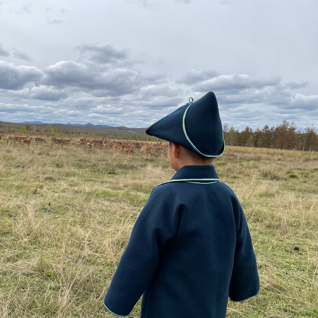 呼沁夫民族用品店