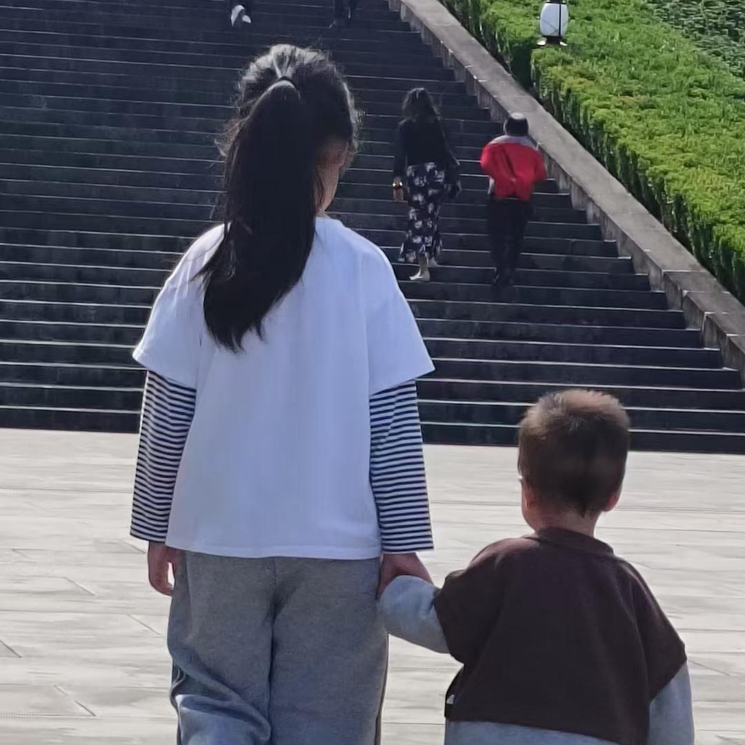 杨三妹