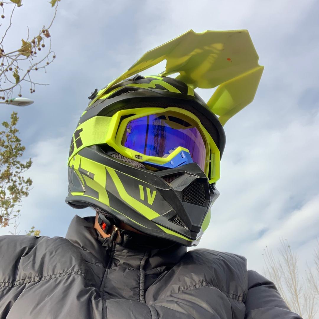 🛺小硕的朋友圈👹