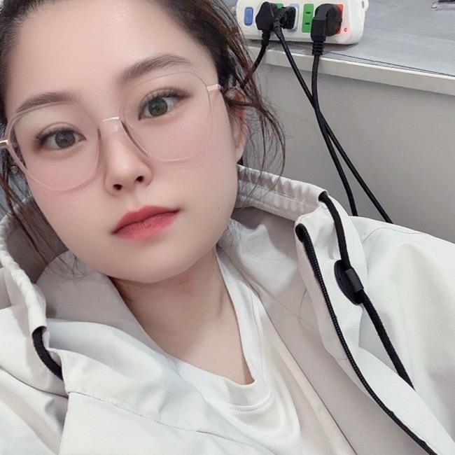 ゛糊涂🍒小盆友࿐：