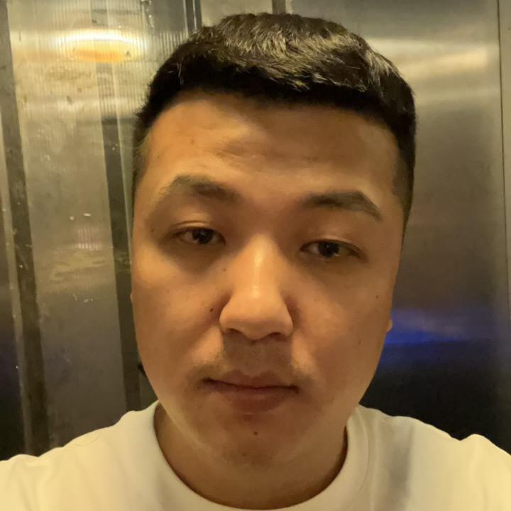 托普装饰向伟翔