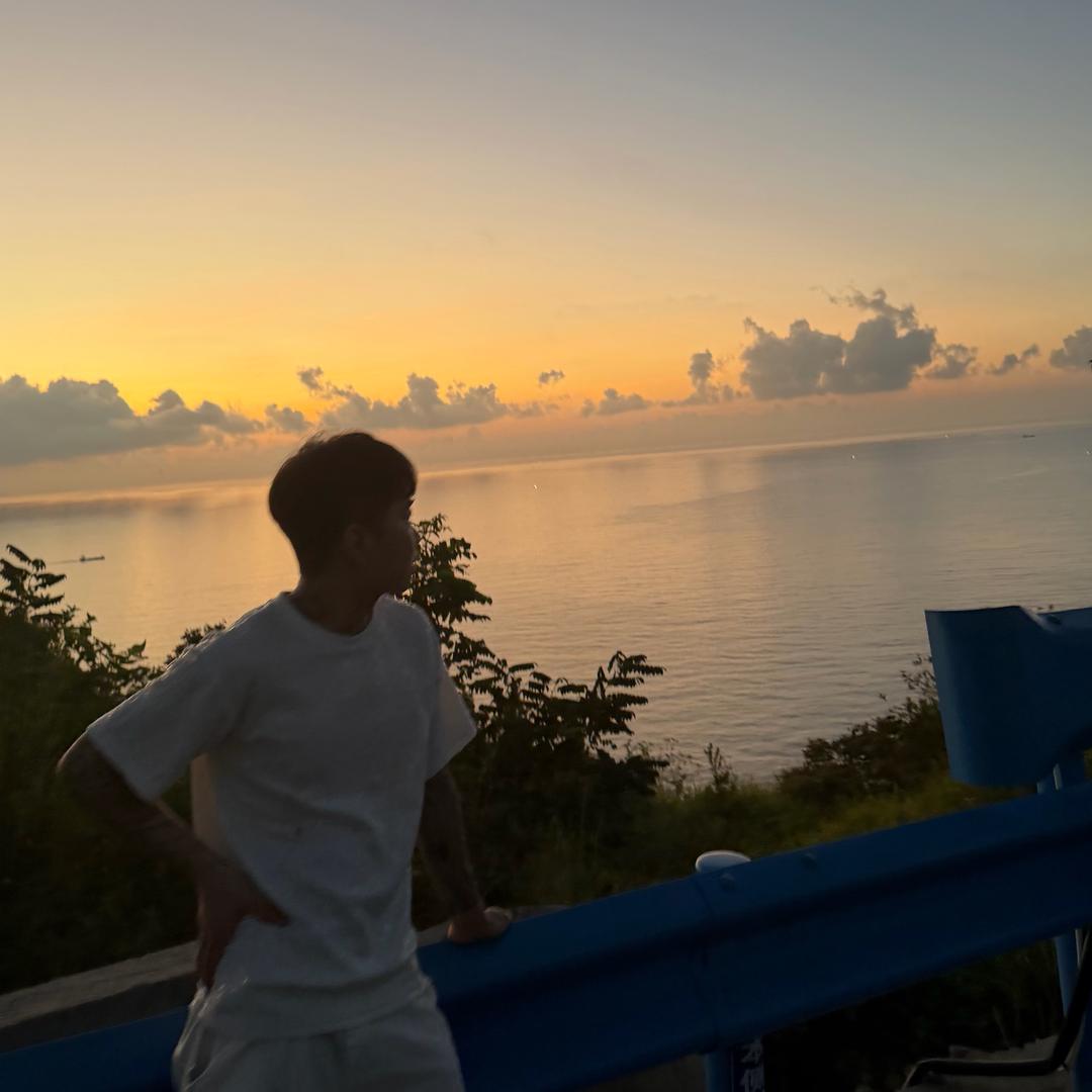 忘记你.仔仔🌊