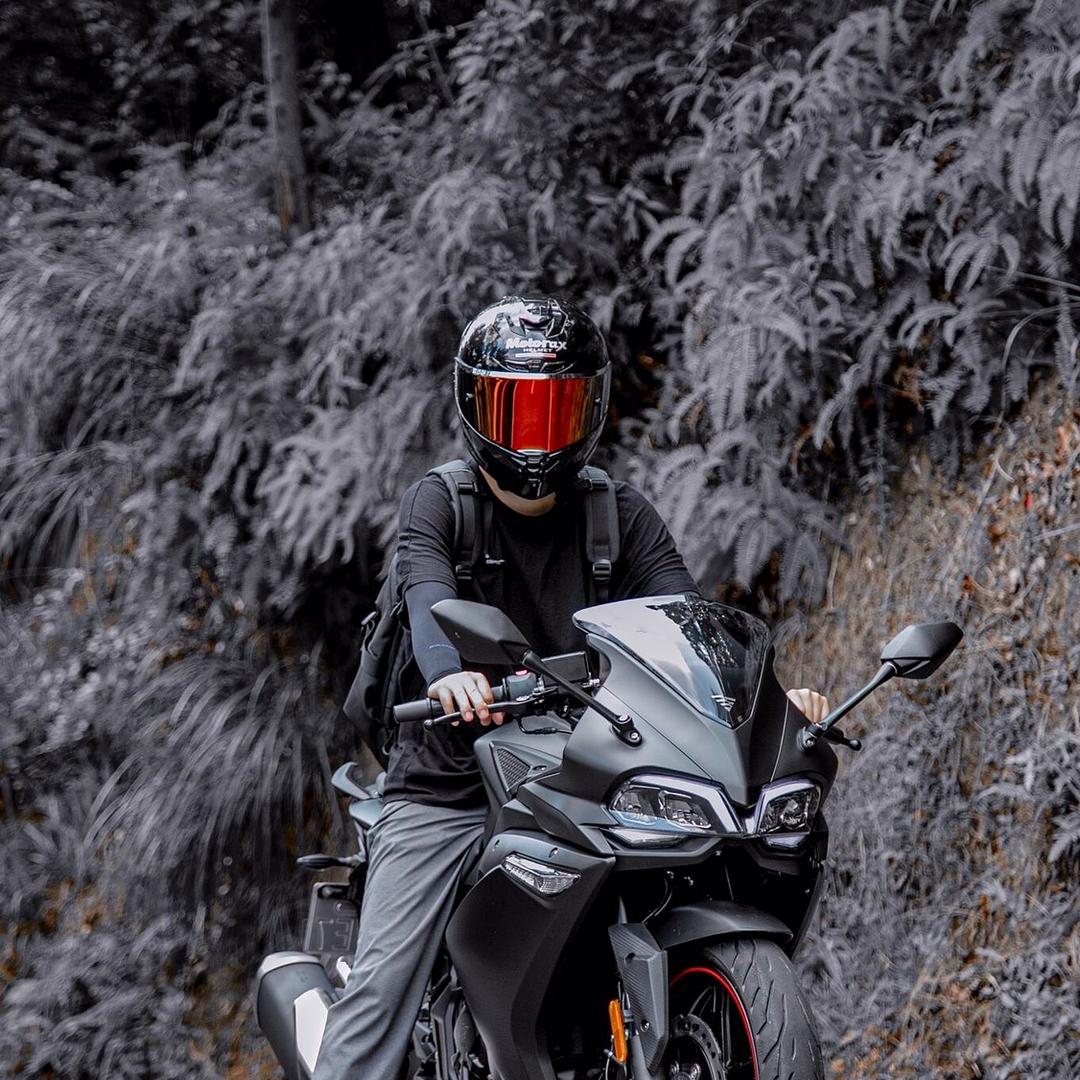 峰擎机车-小刘
