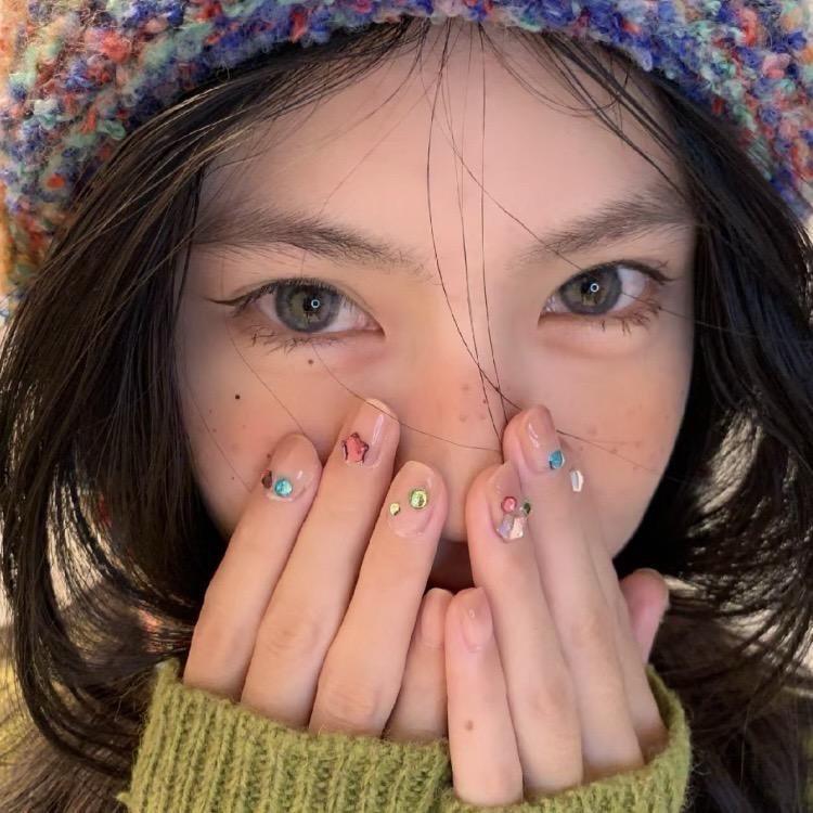 不是辣妹˃̵ᴗ˂̵ 好烦