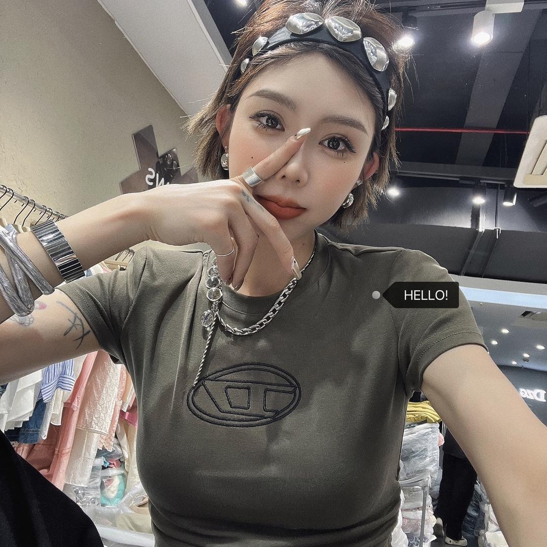 吴飞燕女装