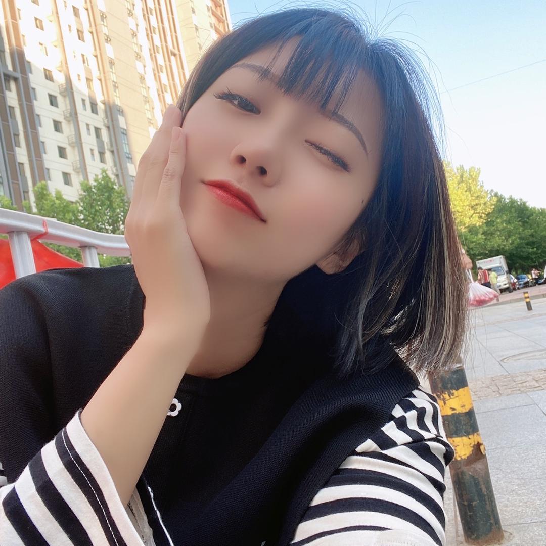 爱嘿嘿的小阿飘