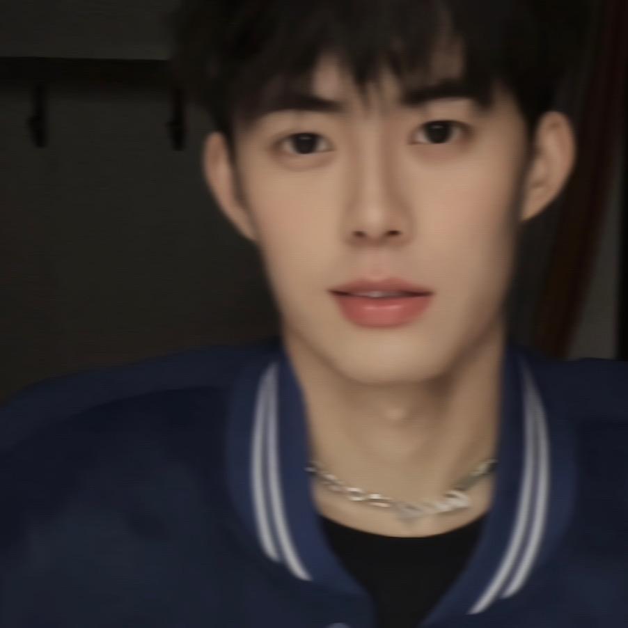 炎炜焱