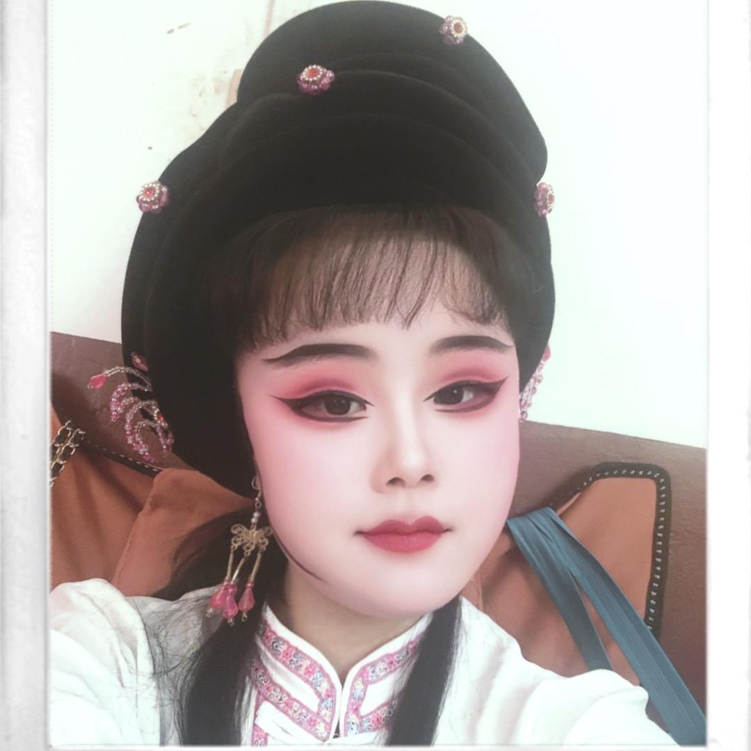 湖南花鼓戏演员~刘艳（拒绝连赞）