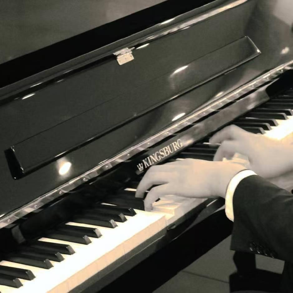 钢琴甄选-曹老师