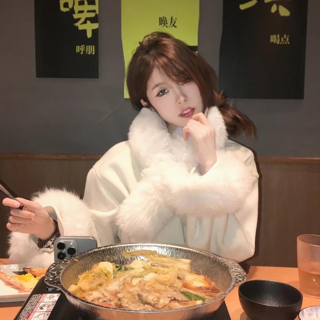 尹千金女装（直播爆款返现货）