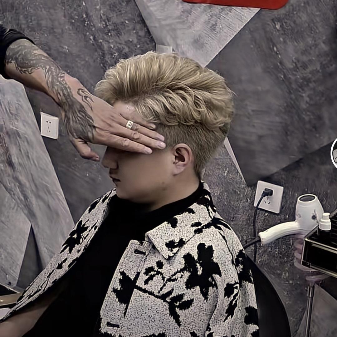 💈雪狼理发造型馆💈