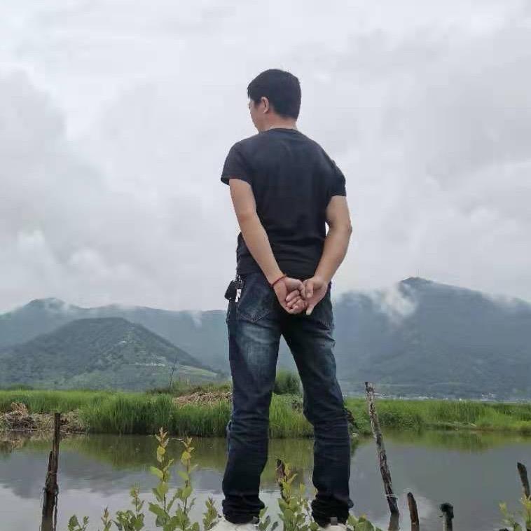 杨小满