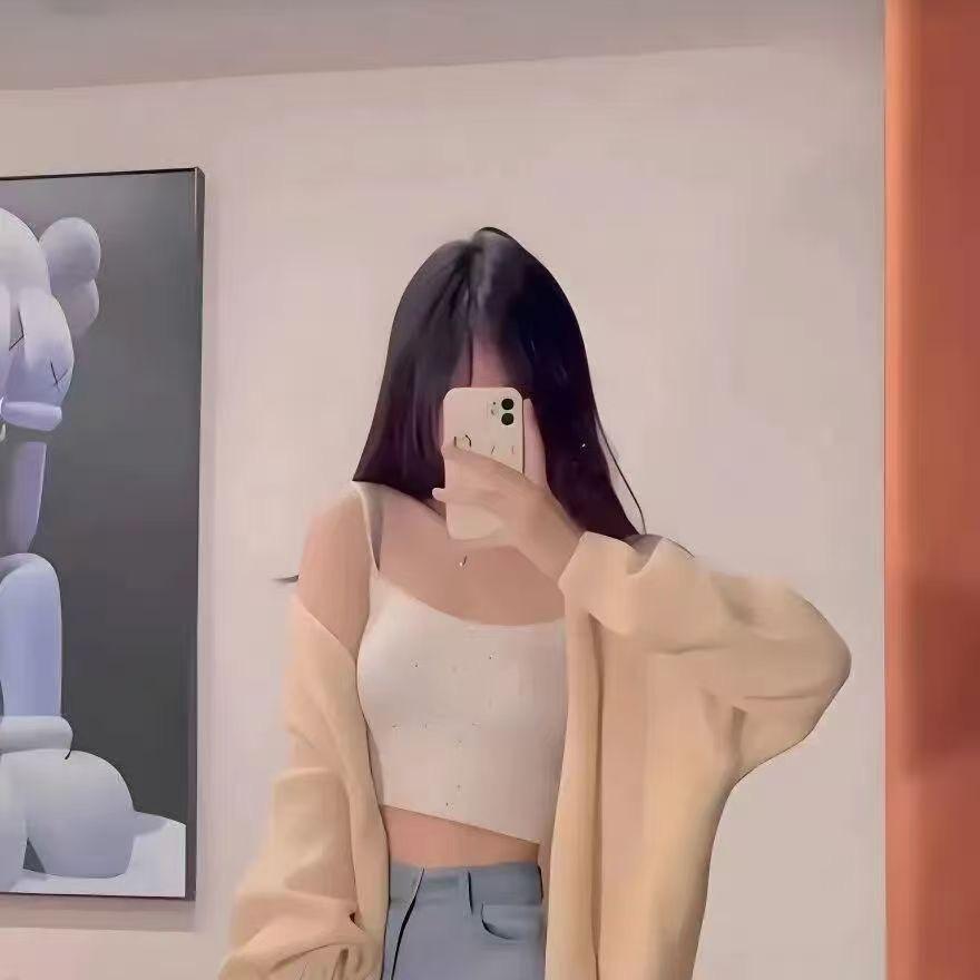 高冷魔女🌈💨若彤