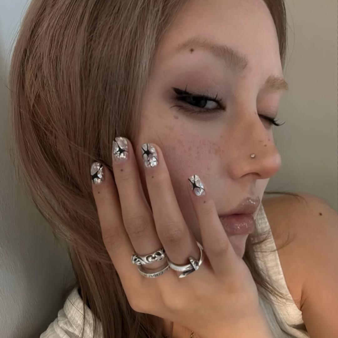 7 7