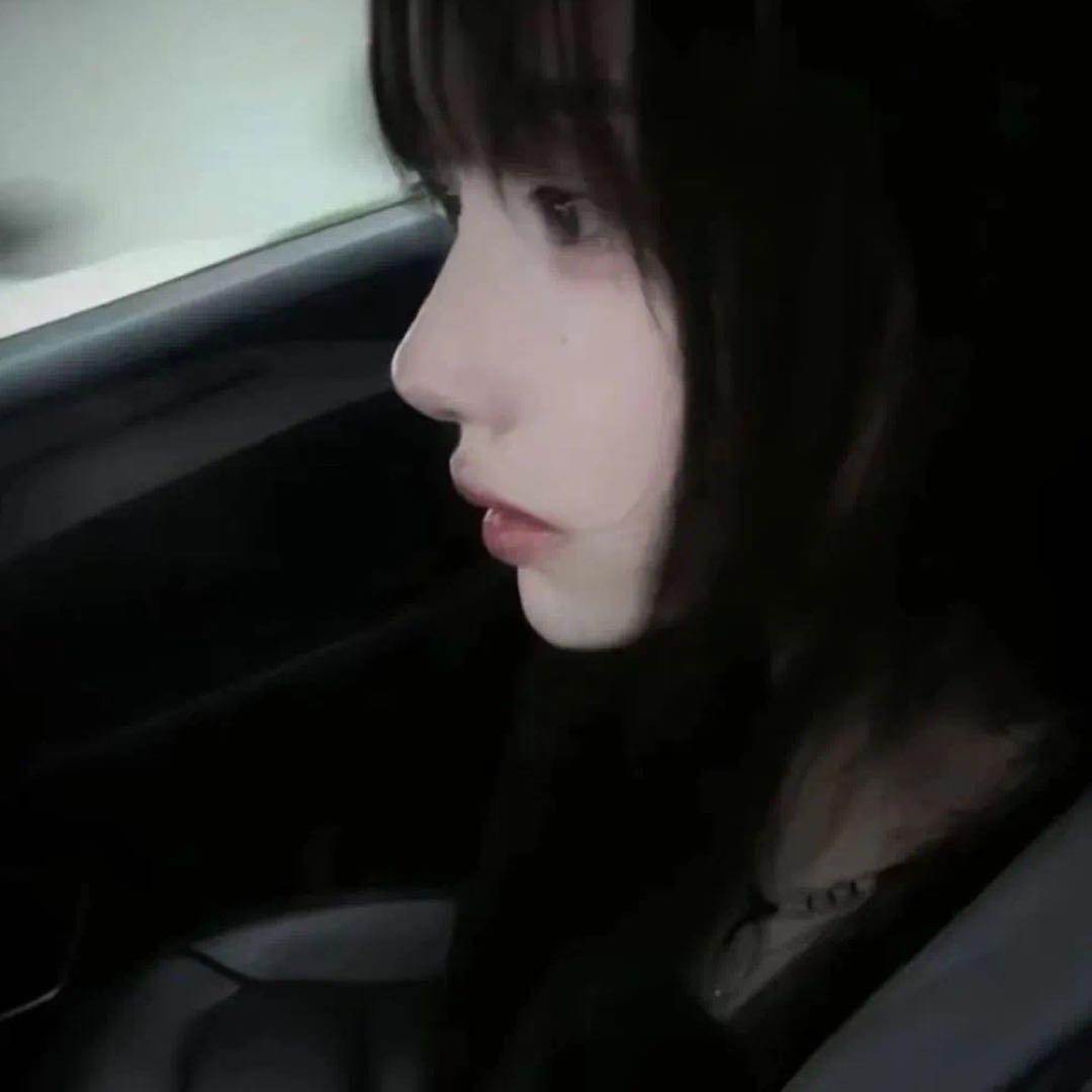 会唱歌的小小七