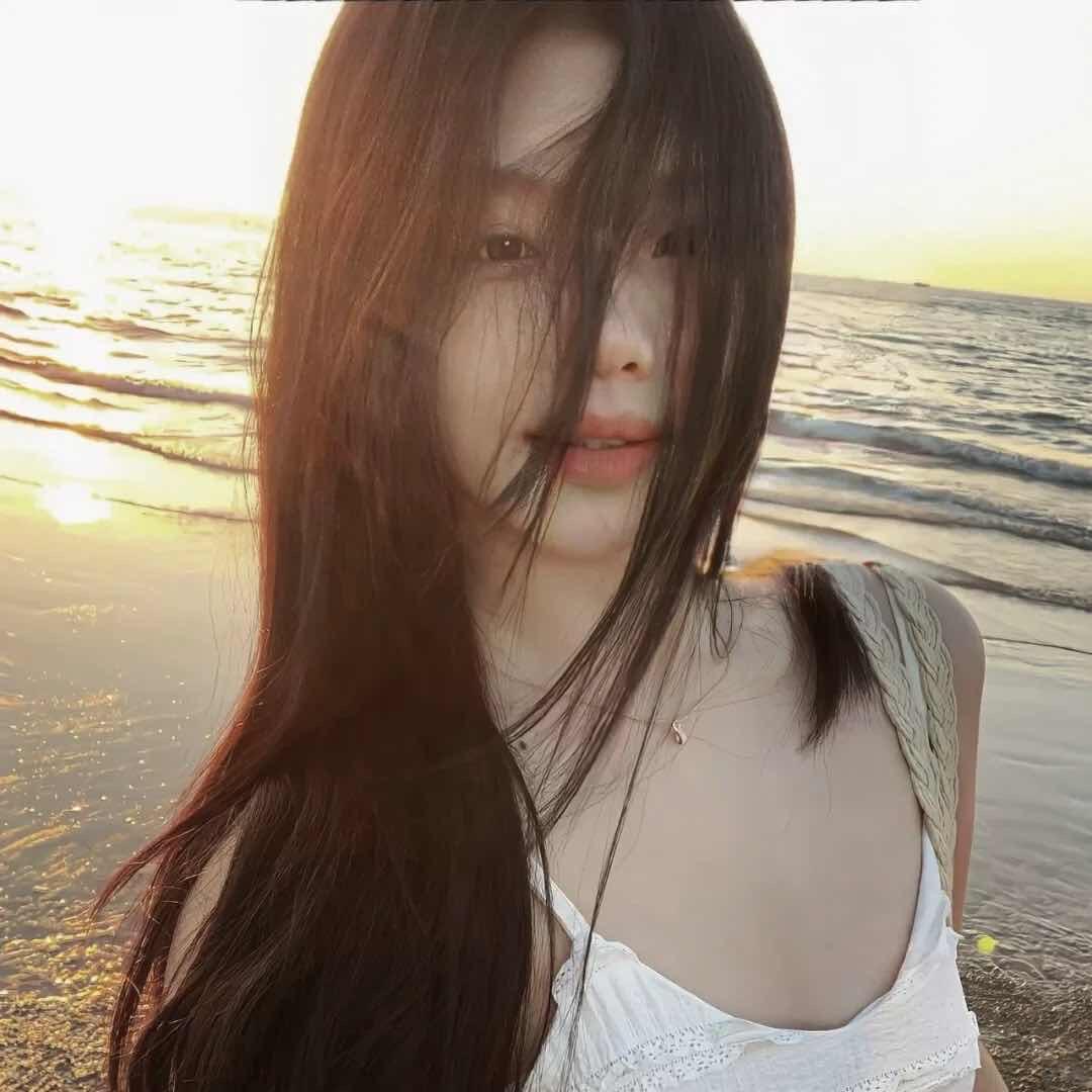 刘亦菲.