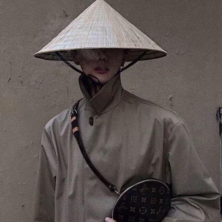 不知道是谁的轩某某
