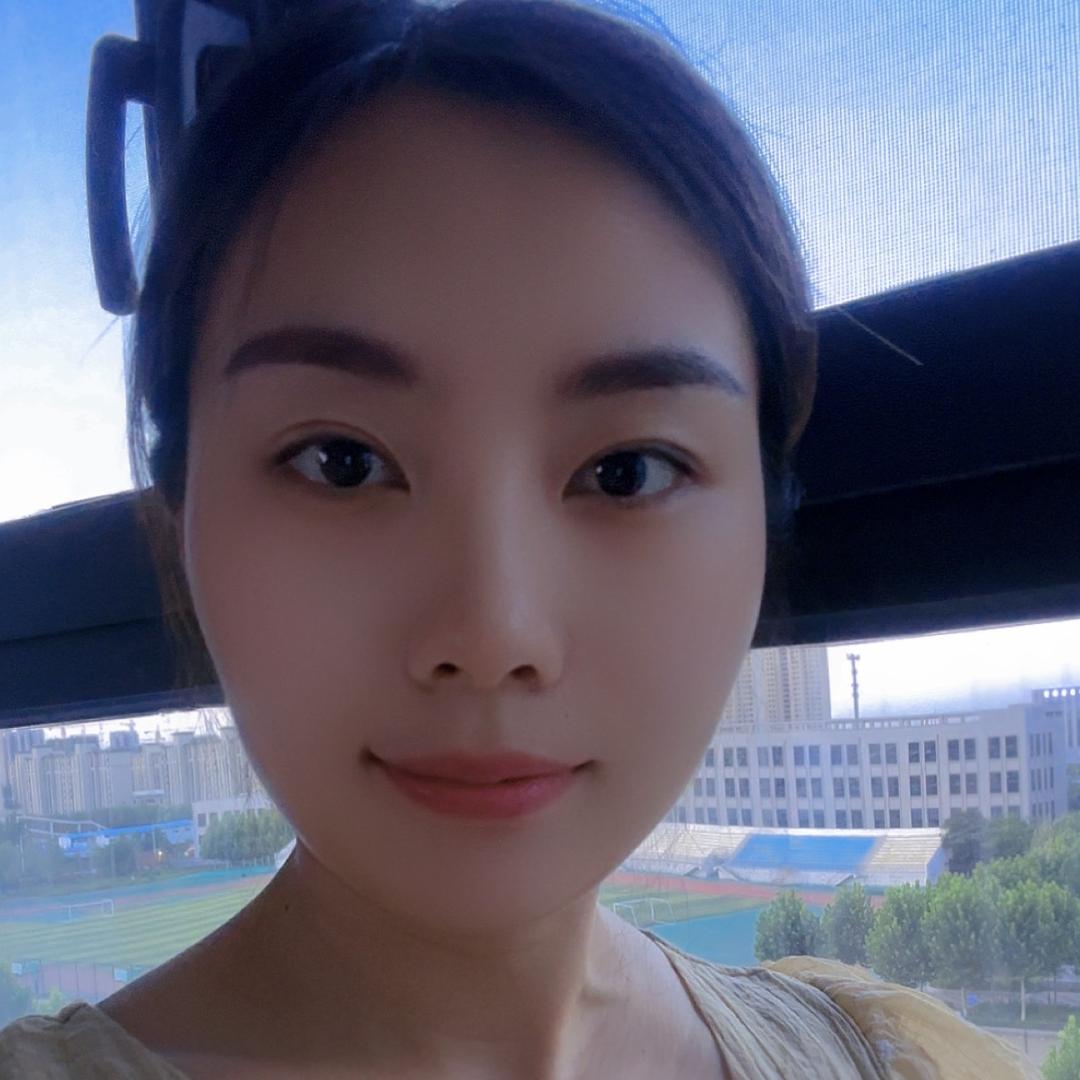 菠萝小姐姐