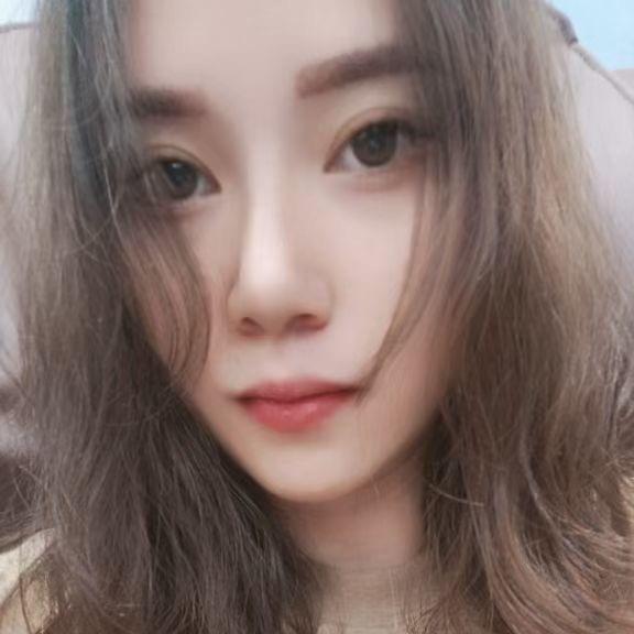 小城姑娘何斯文