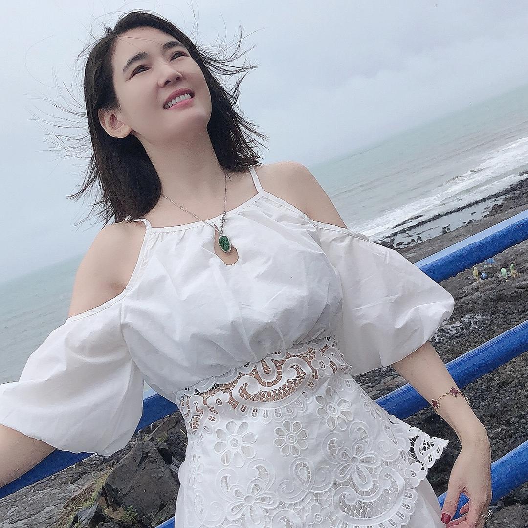 苗苗服饰