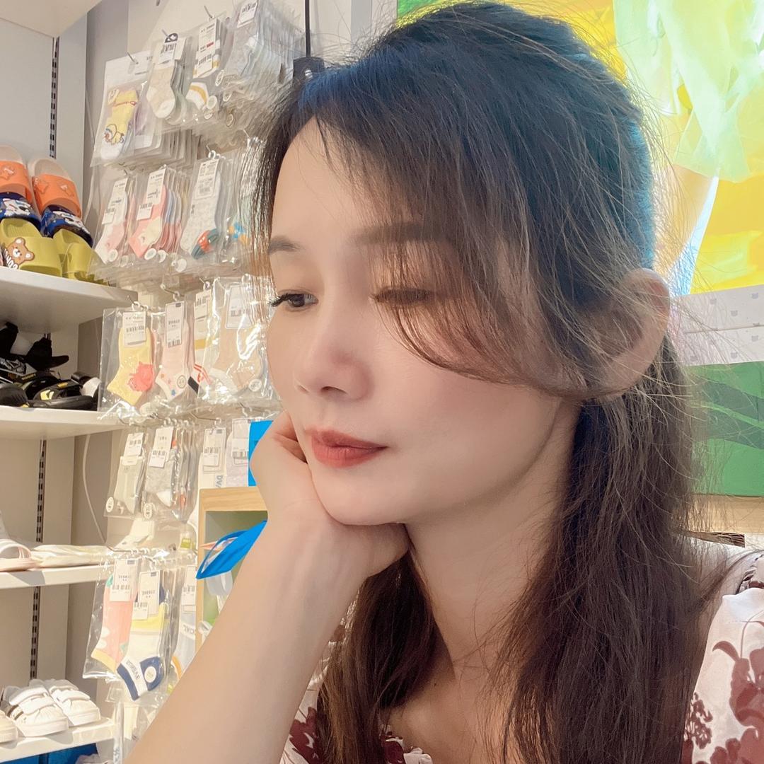 都安亲亲宝贝童装店